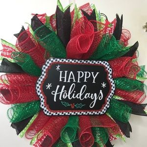 Happy Holidays Wreath
